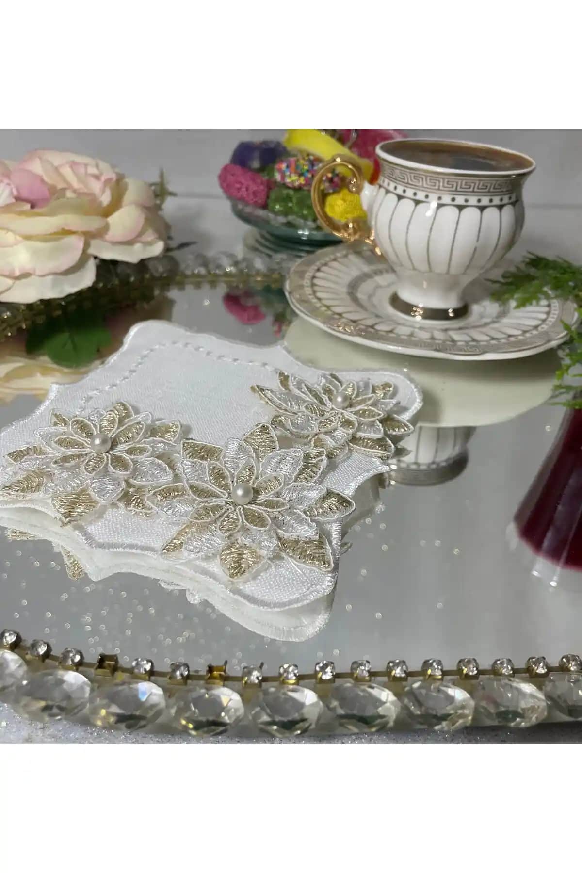 Kokteyl Peçeteleri Dekorasyonda Zarafetin ve İşlevselliğin Birleştiği Detaylar