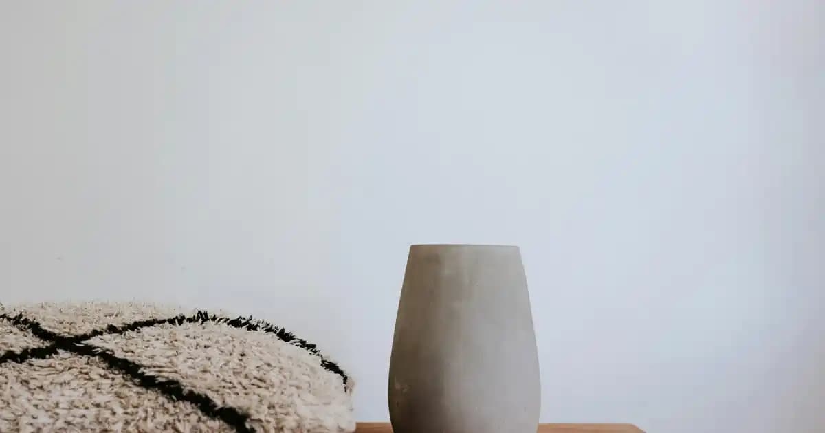 Kokulu Bardak Mumlarla Evinize Şıklık ve Atmosfer Katmanın En Güzel Yolları