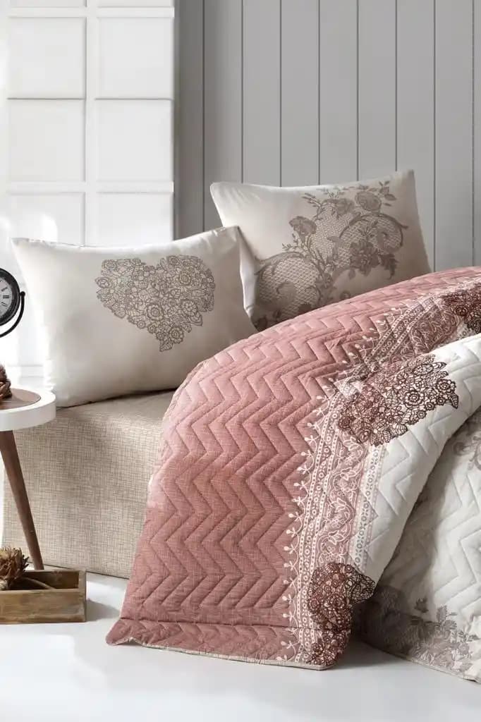 Kristal Tek Kişilik Nevresim Takımı: Modern ve Şık Yatak Odası Dekorasyonları İçin Öneriler