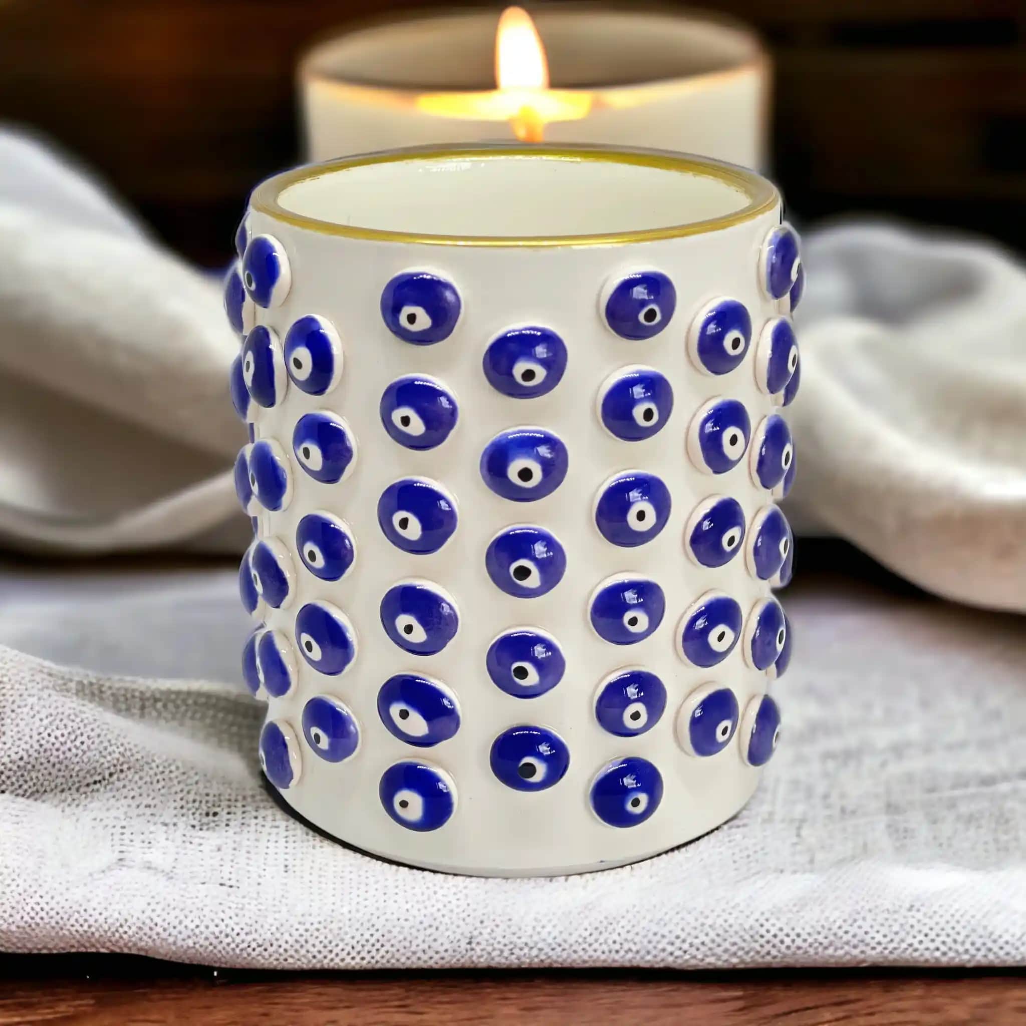 Kulpsuz Kahve Bardağı Dekorasyonda Şıklık ve İşlevselliğin Buluşması