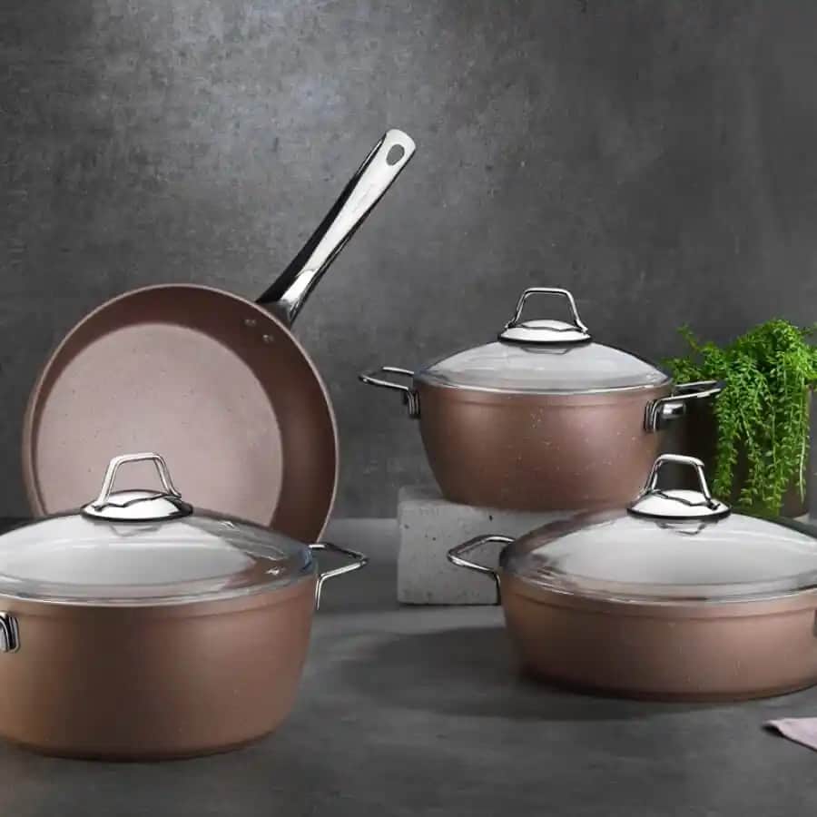 Kütahya Granit Tencere Setleri ile Dayanıklı ve Estetik Mutfak Gereçleri