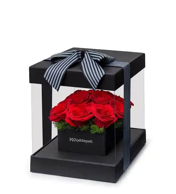 Kutuda Gül Çiçek Sepetleri ile Dekorasyonda Zarafetin Şık ve Doğal Yüzü