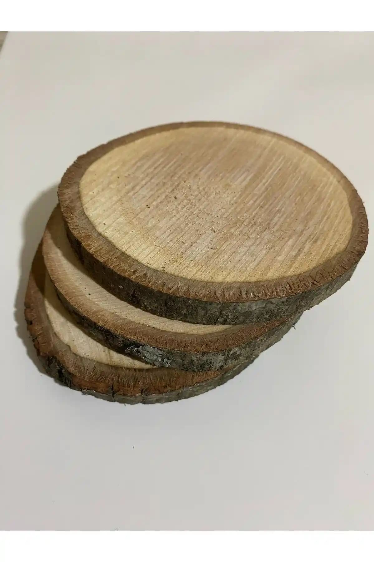 Kütük Bardak Altlığı ile Doğal ve Şık Dekorasyon Unsurları