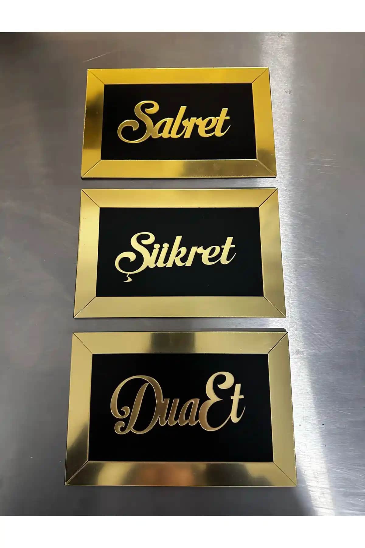 Manevi Temalı Duvar Süsleri ile Evde Ruhsal Denge ve Pozitif Enerji Yaratma