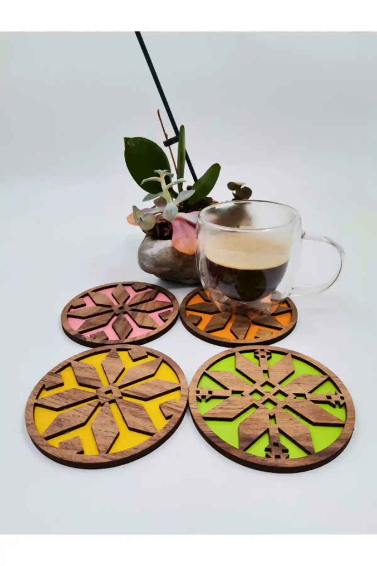 MDF Bardak Altlığı: Dekoratif ve Fonksiyonel Detaylarla Şıklığı Yakala