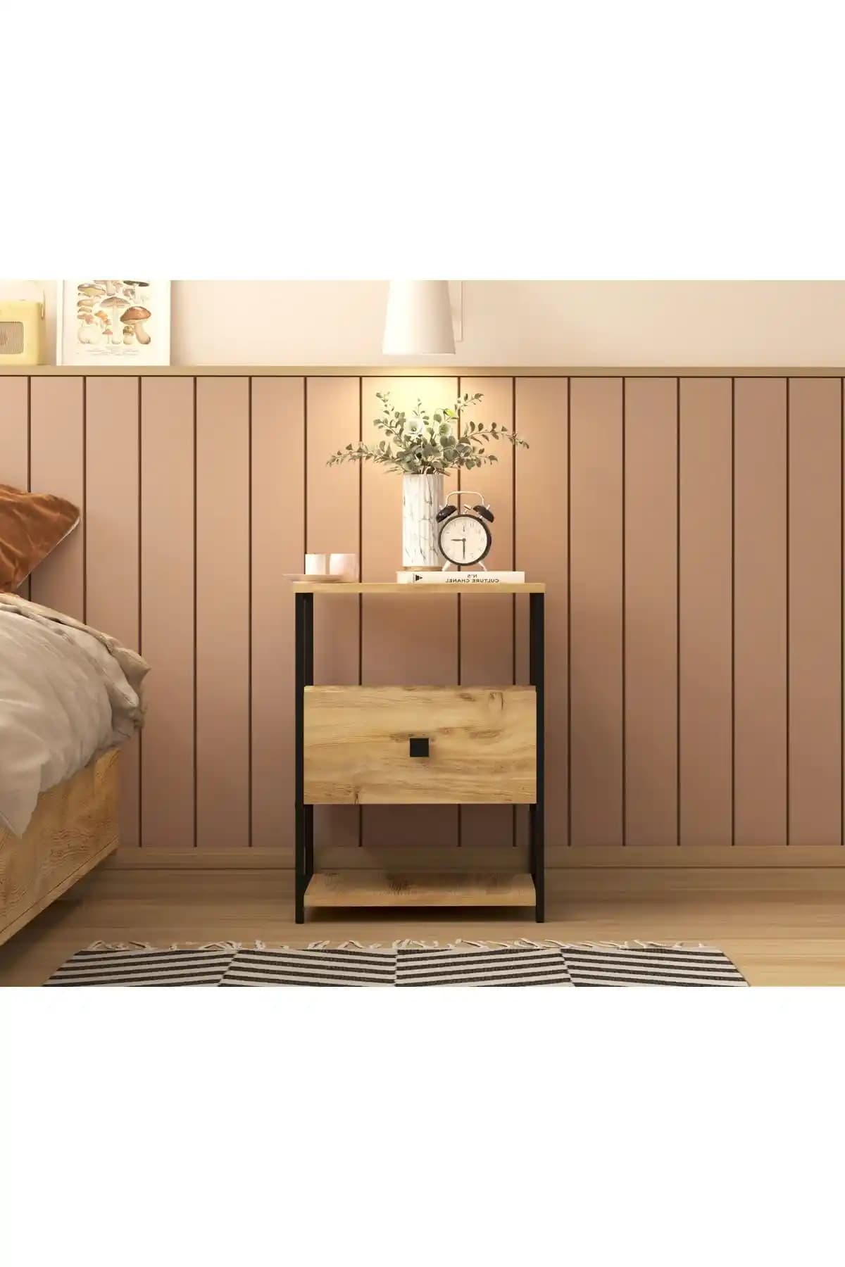 Metal Komidinlerin Özellikleri ve Dekorasyonda Kullanım İpuçları