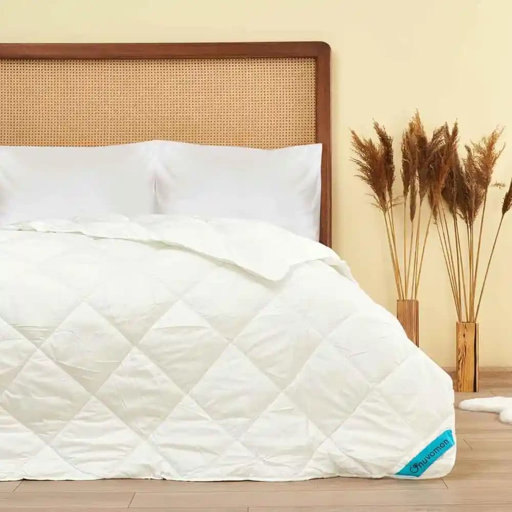 Mikrofiber Yorgan: Konfor ve Dayanıklılık Sunan Modern Yatak Ürünleri