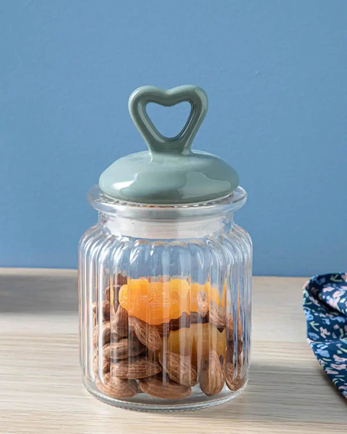 Mini Cam Kavanozlarla Dekorasyonda Estetik ve İşlevsellik Sağlayan Yaratıcı Fikirler