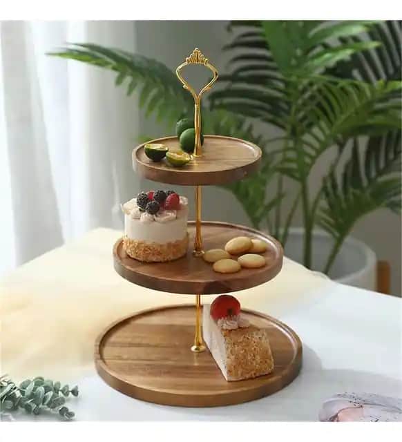 Modern Dekorasyon ve Sunum İçin Çok Katlı Pasta Standları Seçenekleri