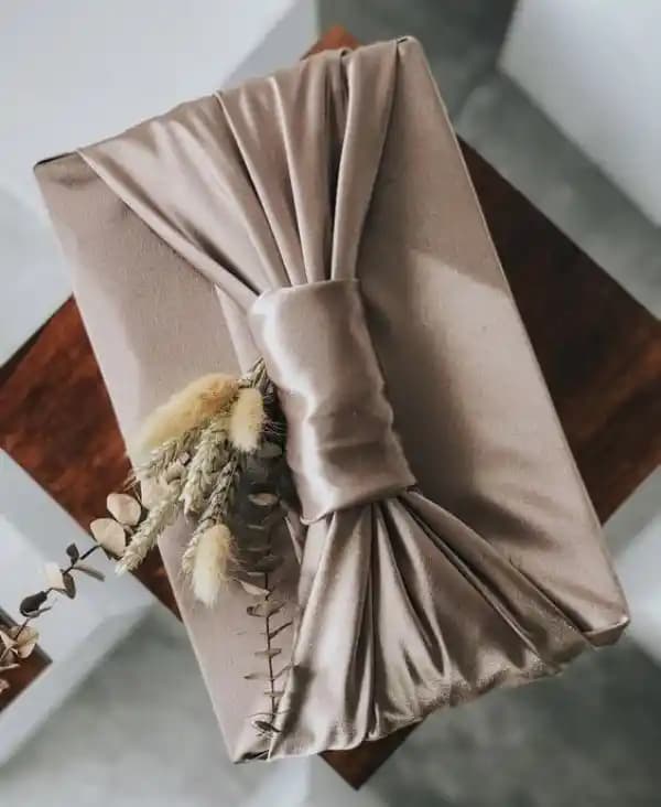 Modern Söz Bohçası ile Dekorasyonda Zarif ve Anlamlı Dokunuşlar