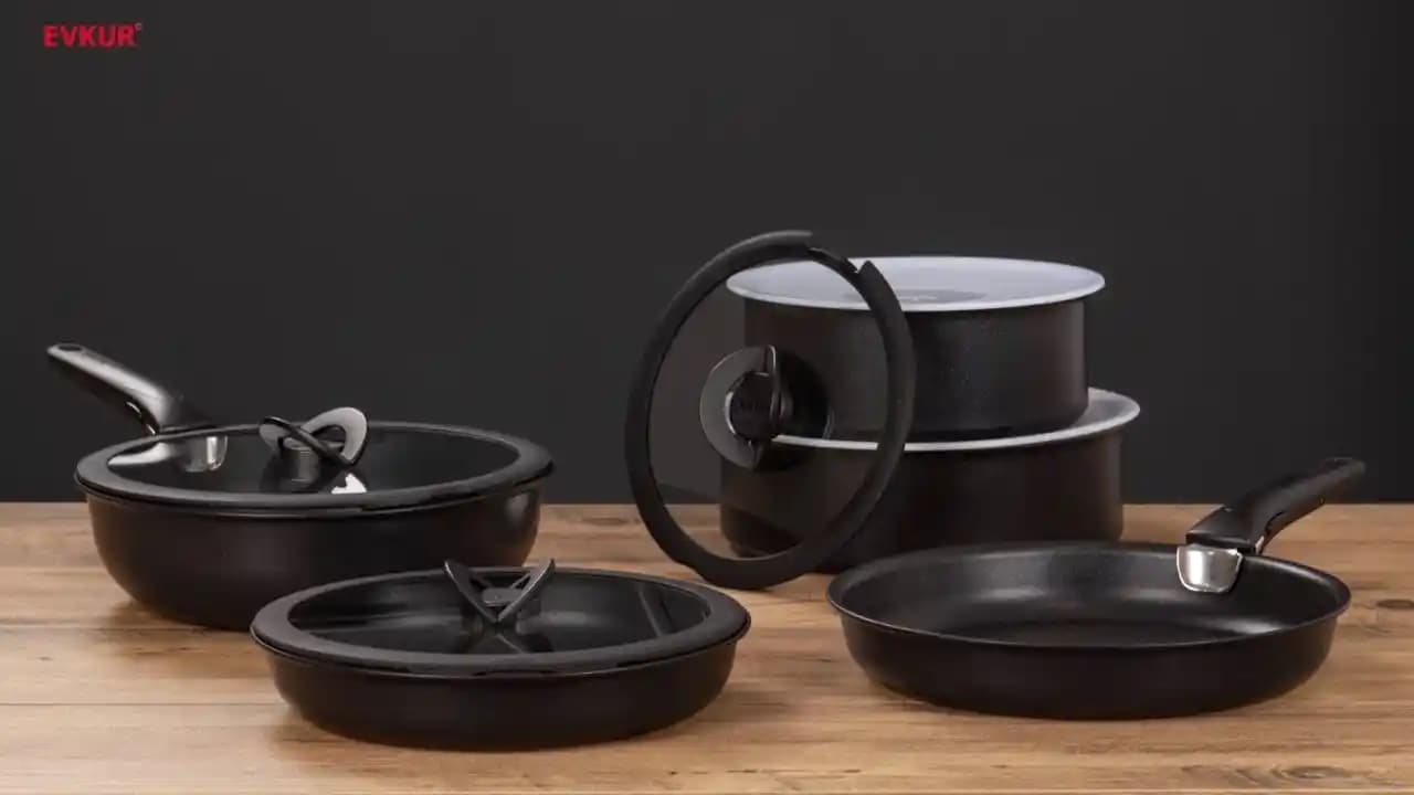 Modern ve Estetik Kulpsuz Tencere Setleri ile Mutfak Dekorasyonunuzu Yenileyin