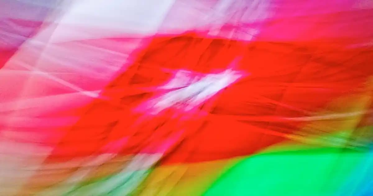 Mum Kabı Seçimi ve Dekorasyonda Kullanımı: Estetik ve Güvenlik İpuçları