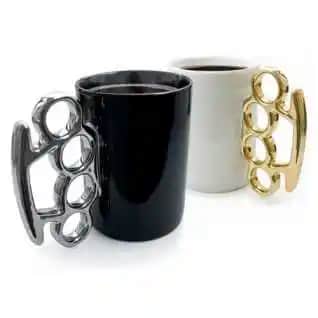 Muştalı Bardaklar: Dekorasyonda Şıklık ve Fonksiyonelliğin Modern Simgesi