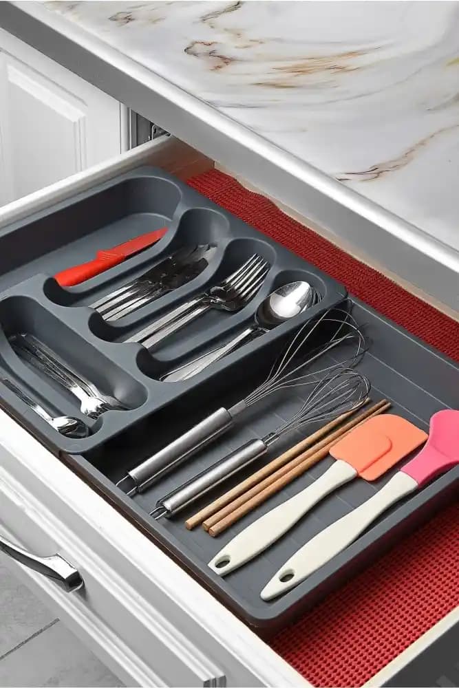 Mutfak Çekmece Kaşık ve Bıçak Düzenleyicileri: İşlevsellik ve Estetik Birlikteliği