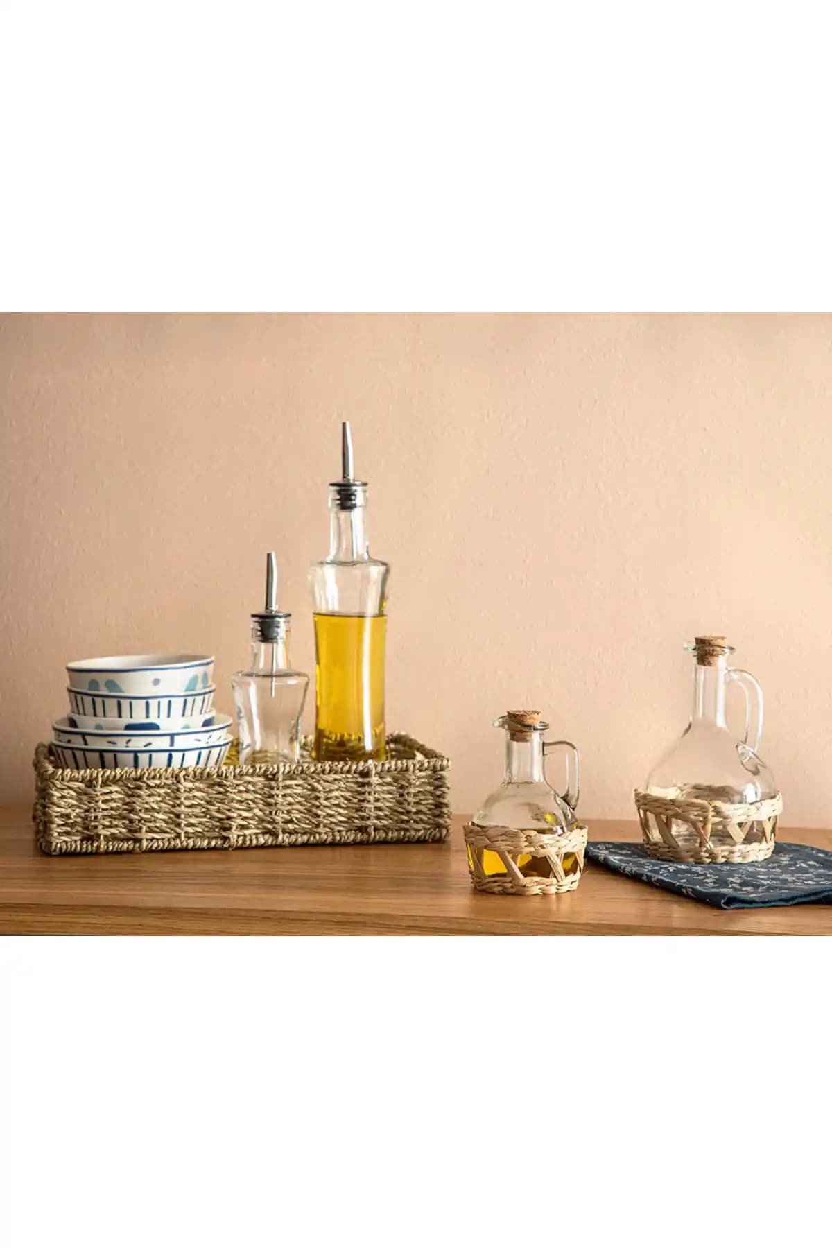 Mutfak Dekorasyonunda Şıklık ve Fonksiyonellik Sağlayan Yağdanlık Seçenekleri