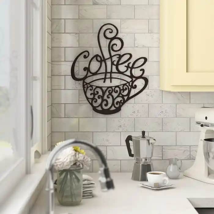 Mutfak Süs Eşyalarıyla Dekorasyonunuzu Yenilemenin Yolları ve Trendler