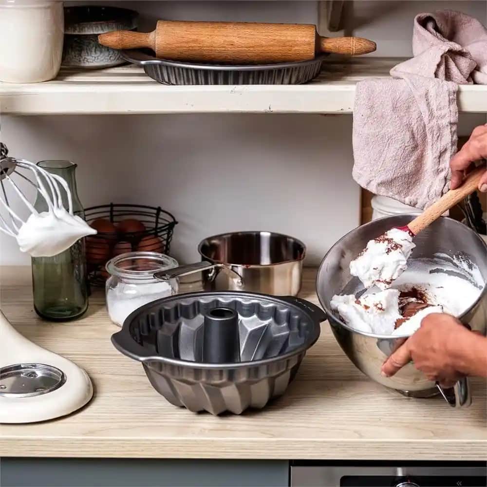 Mutfakta Estetik ve Fonksiyonellik İçin Bundt Kek Kalıbı Seçenekleri ve Dekorasyon İpuçları