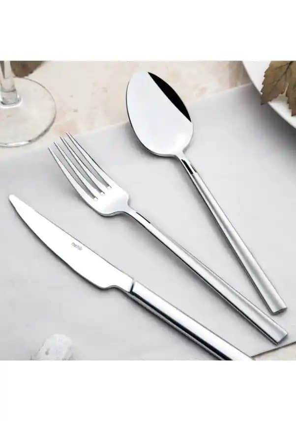 Nehir Kaşık Bıçak Setleri: Estetik ve Dayanıklı Mutfak Dekorasyon Seçenekleri