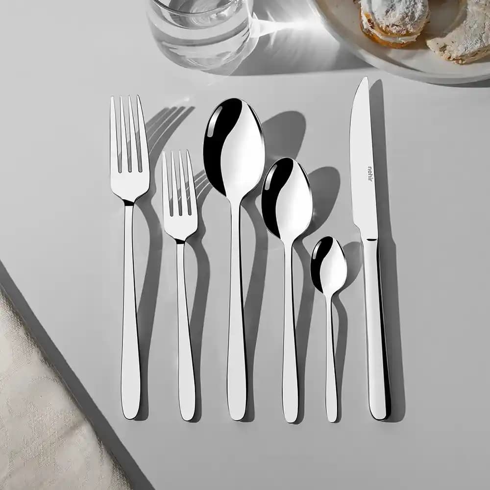 Nehir Sultan Çatal Kaşık Takımıyla Dekorasyon ve Mobilyada Zarafetin Yeni Adresi