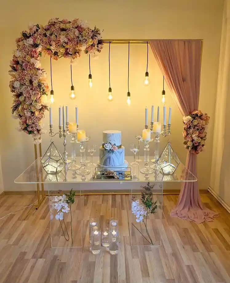 Nişan Dekorasyonu ve Mobilya Seçenekleri: Trendler ve Yaratıcı Fikirlerle Unutulmaz Bir Gün