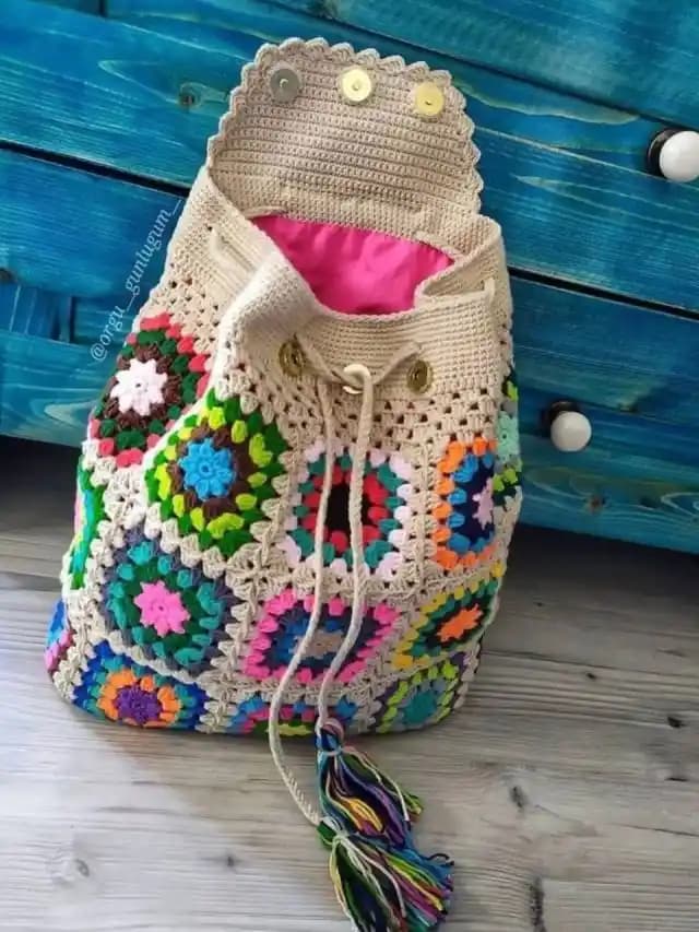 Örgü Çanta Modelleriyle Ev Dekorasyonunuza Şıklık Katın ve Tarzınızı Yansıtın