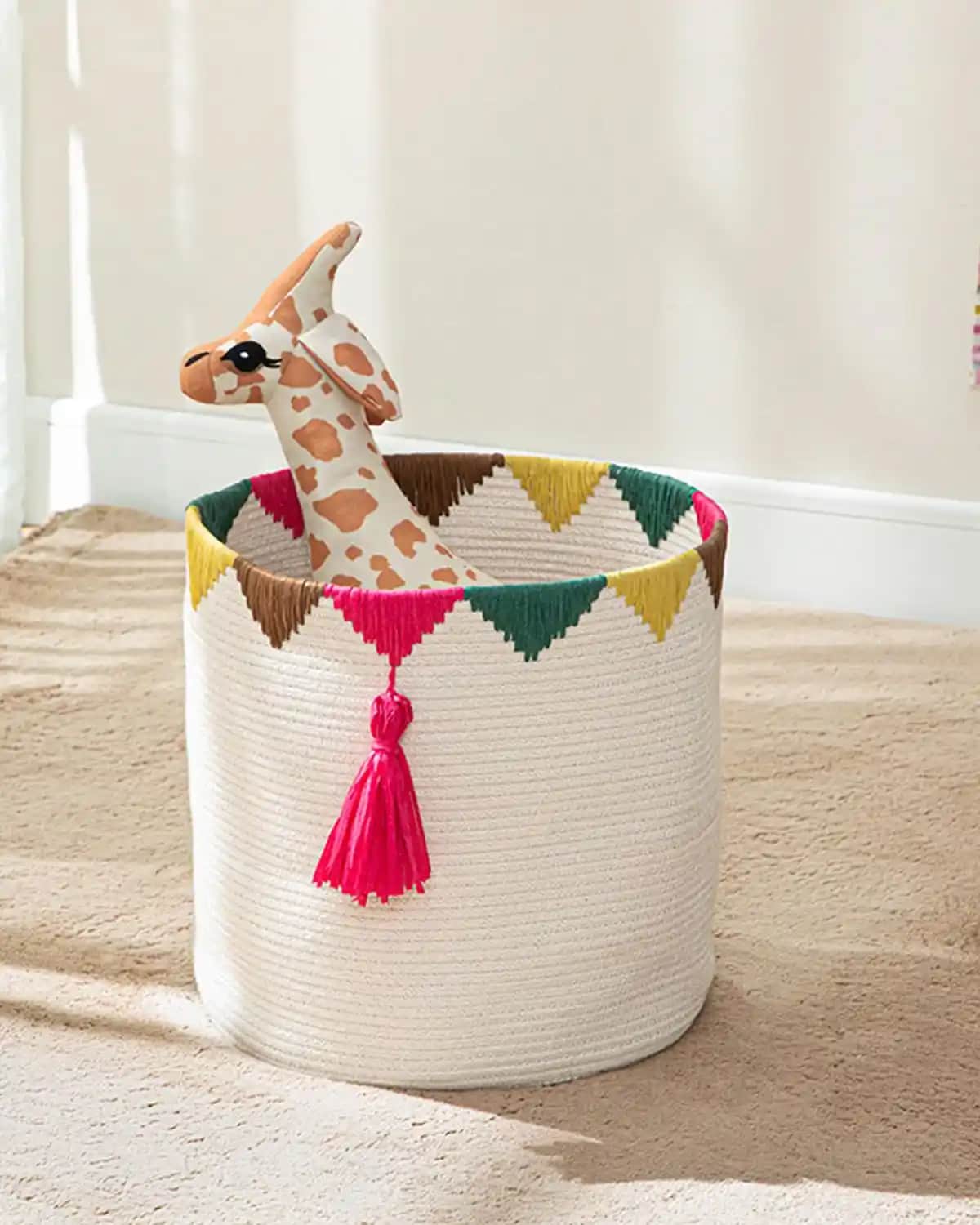 Oyuncak Sepetleri ile Dekorasyonda Şıklık ve İşlevselliği Bir Arada Sağlama Rehberi