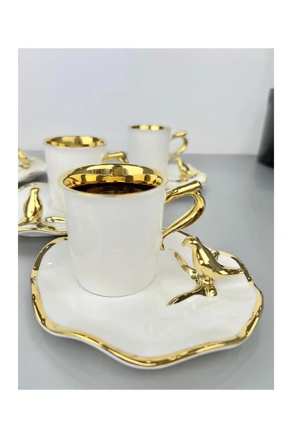 Özel Tasarım Fincan Takımlarıyla Evinize Şıklık Katma Rehberi