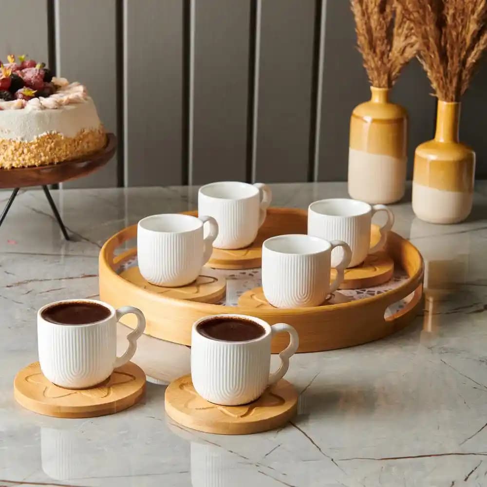 Paçi Fincan Takımıyla Sofralarınıza Zarafet Katın Modern ve Geleneksel Tasarımlar