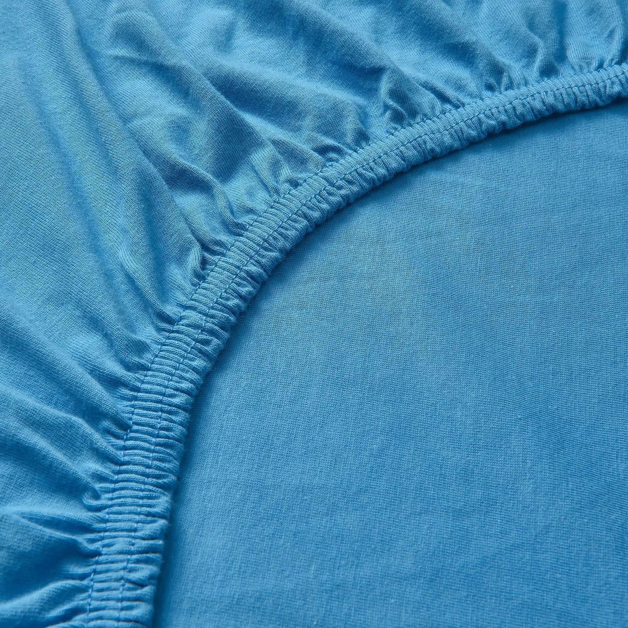 Yatak Odası Dekorasyonunda 90x200 Lastikli Çarşafların Avantajları ve Seçim İpuçları