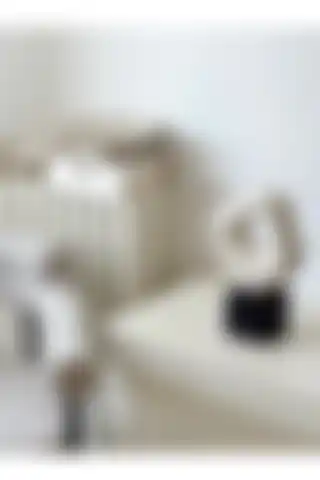 AYSA HOME DECOR Büyük Asimetrik Vazo Biblo: Modern Tasarım ile El Yapımı Kalite