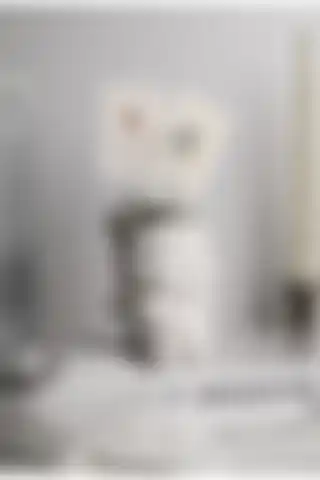 LALEZEN HOME Arzu Notluk Resimlik: Estetik ve Fonksiyonel Ev Dekorasyonu