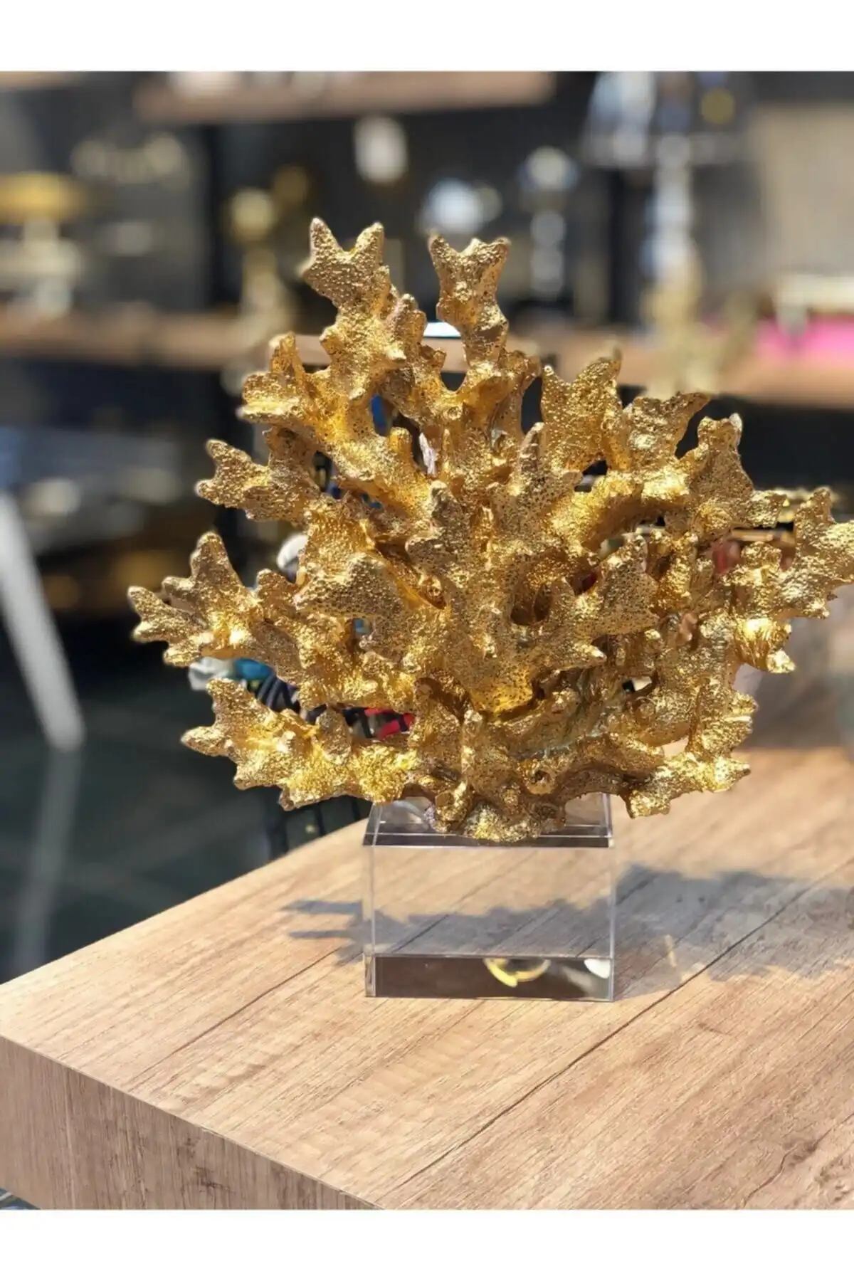 Sillage Home Kristal Kaideli Gold Mercan: Şık ve Fonksiyonel Dekorasyon Seçeneği