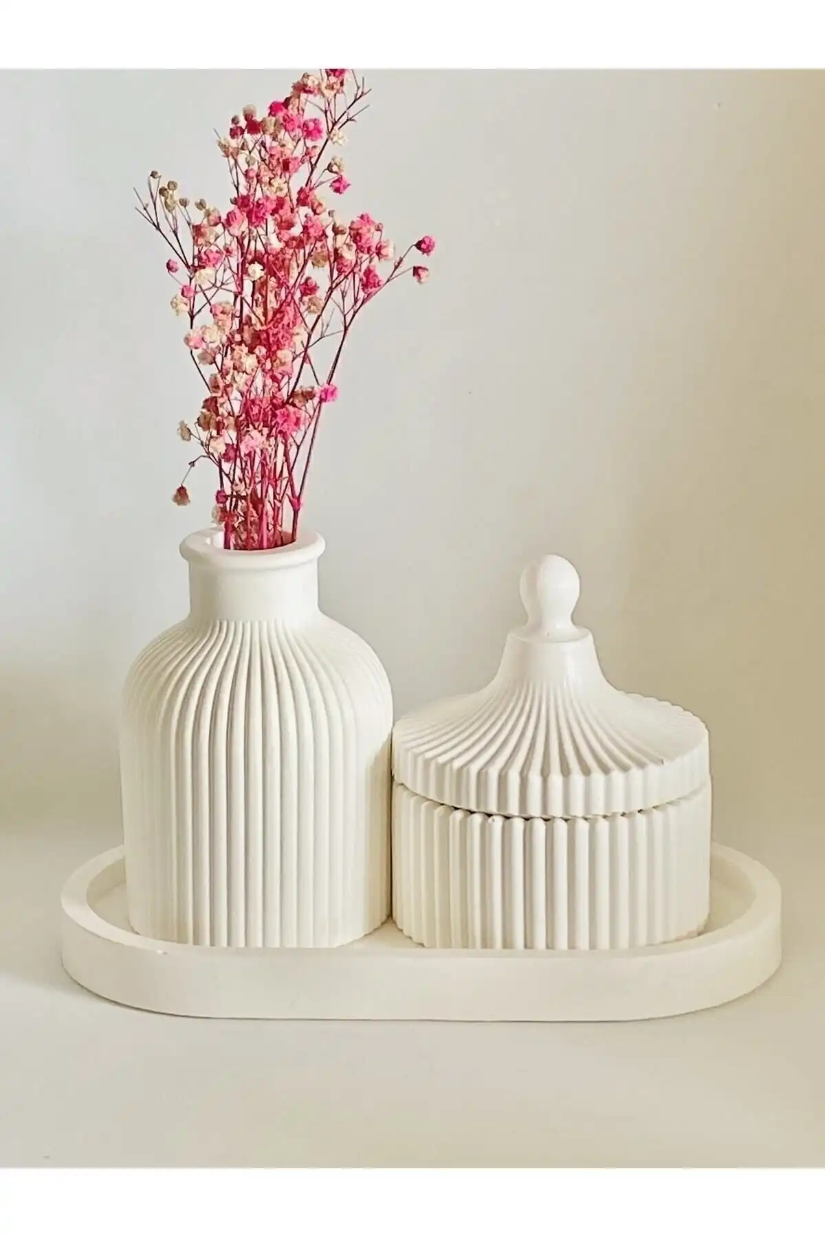 By Sirin Candle Bohem Pampas Vazo ve Takı Kutusu ile Estetik ve Fonksiyonellik