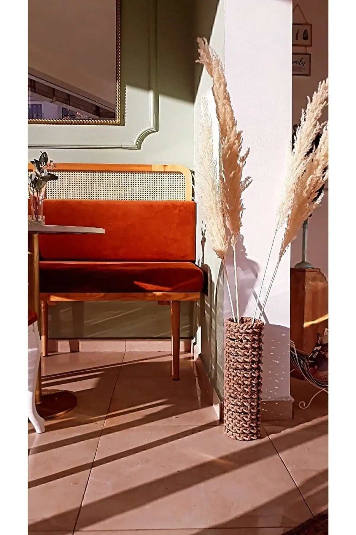DİLAY HOME DESIGN Dekoratif El Yapımı Metal Vazo ile Şıklığı Yakalayın