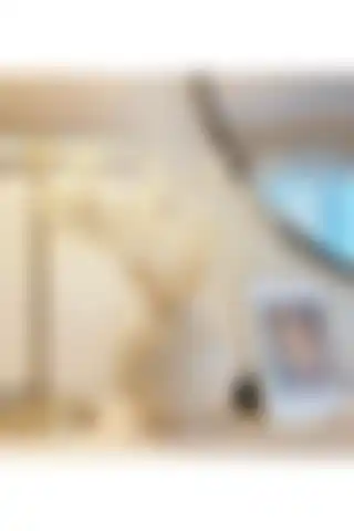 Şirin Hobi Dünyası Küre Vazo ile Modern ve Estetik Ev Dekorasyonu