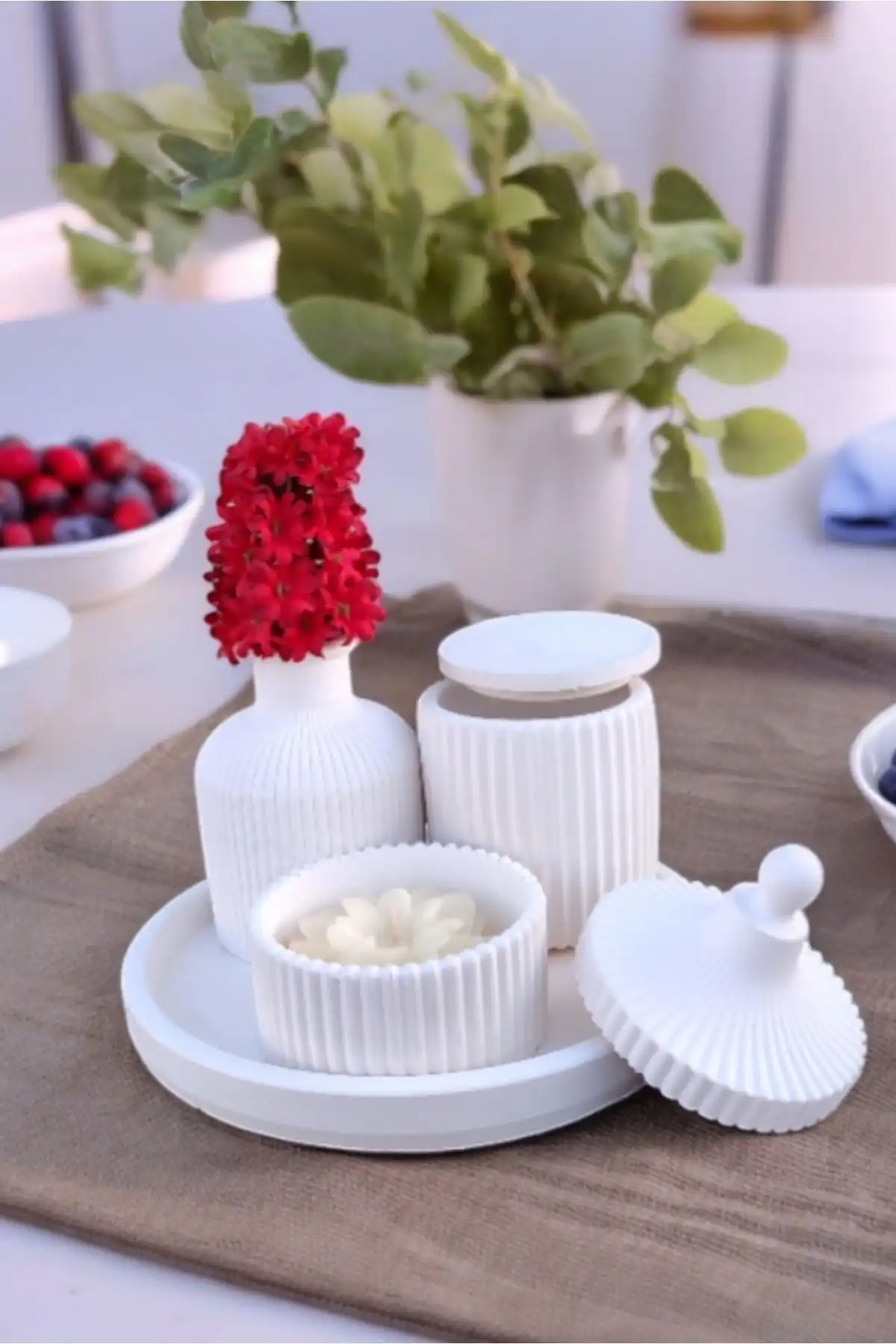 BSG HOME Yuvarlak Tepsili Mumluk ve Vazo Seti ile Evinize Şıklık Katın