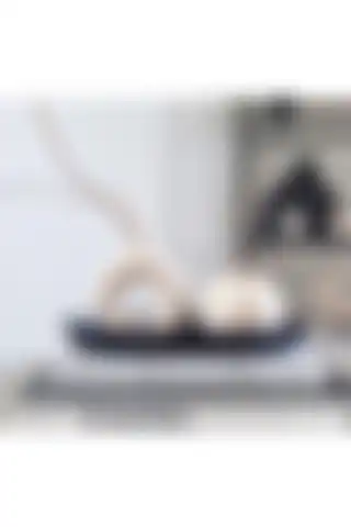 LİNECRAFT Halka Vazo: Minimal Bohem Tasarımlı Şık Beyaz Vazo