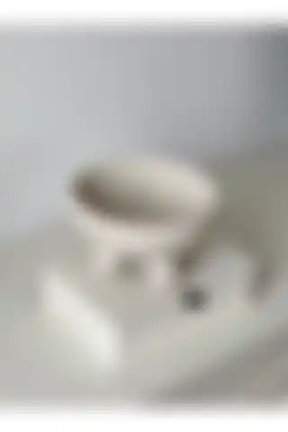 Aysa Home Decor Seramik Top Ayak Çanak: Estetik ve Fonksiyonun Buluşması