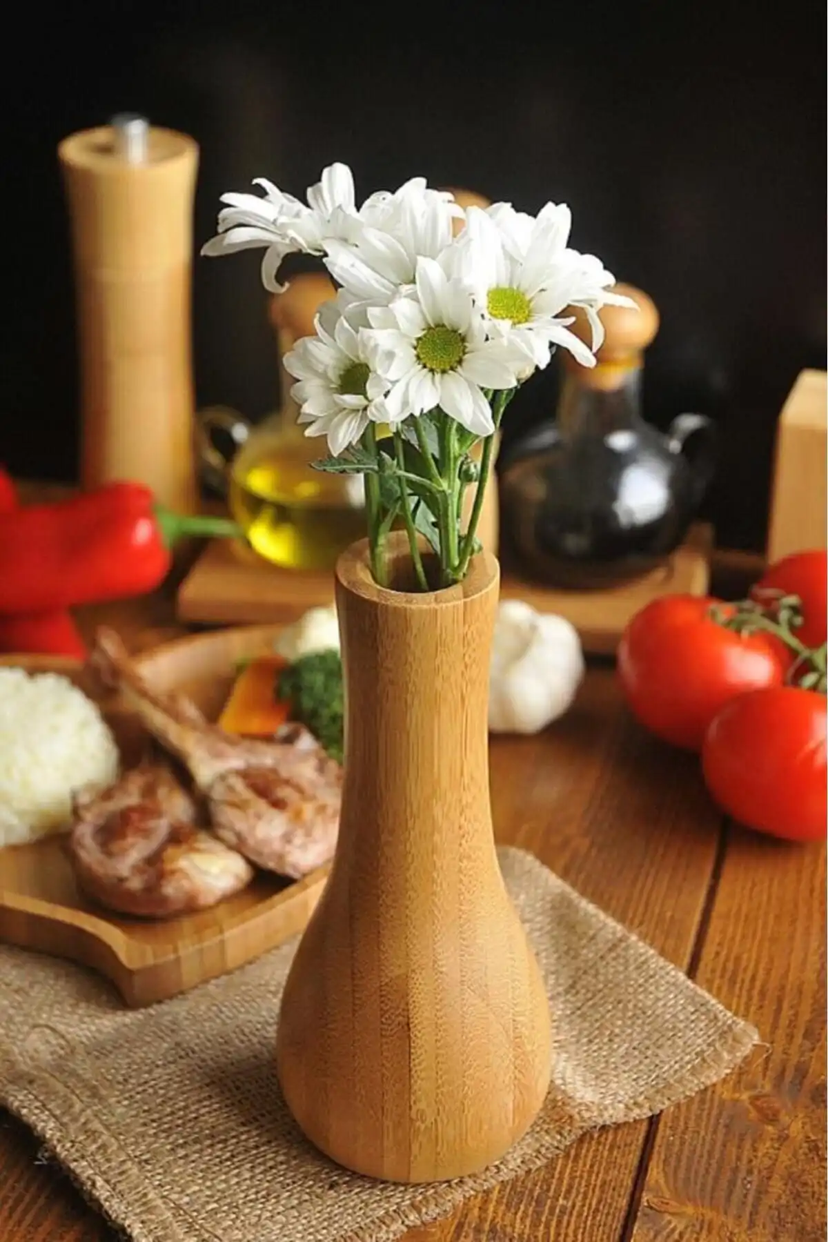 Bambum Lotus Vazo B2253: Şık ve Estetik Porselen 13 cm Vazo