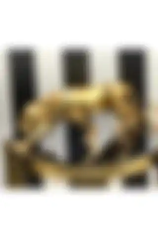 Mirsa Global Kubik Leopar Biblo Gold ile Modern Dekorasyonu Şık Hale Getirin