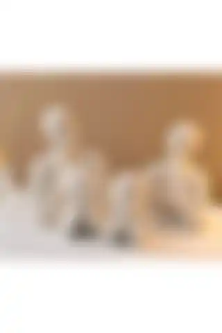 Hobitik Dekoratif İki Çocuklu Aile Obje Biblo Heykel Betondan Üretildi