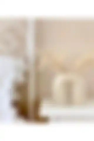 Thiramis Homeconcept Bej Chubby Vazo: Modern Tasarım ve Dayanıklılık