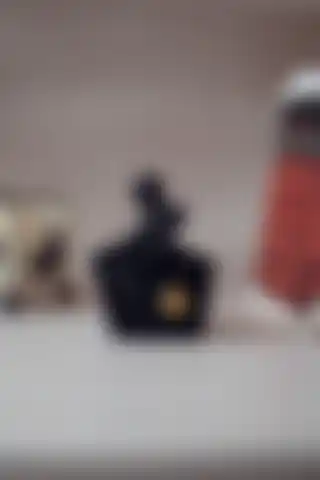 NocheLuz Soyut ve Dekoratif Sevgili Heykeli ile Sanat Dolu Mekanlar