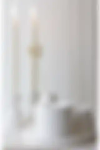 Lux Vazo ve Şamdan Aksesuarı Seti ile Modern Dekorasyon Çözümleri