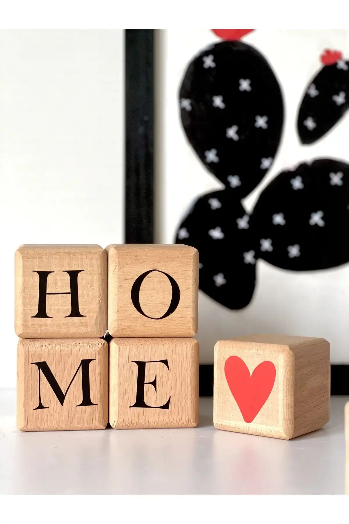 Mikokids Home Yazılı Ahşap Küp Seti: El Yapımı ve Modern Tasarım