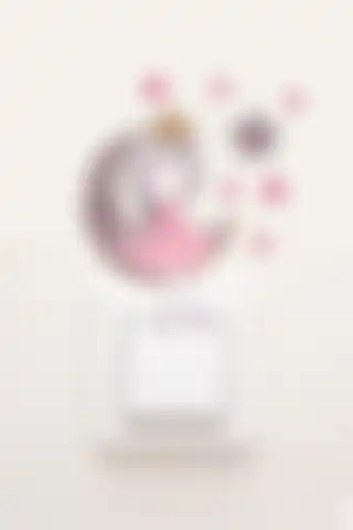Ayda Oturan Sevimli Kız Çocuk Odası Dekor Priz Sticker Ürün Tanıtımı