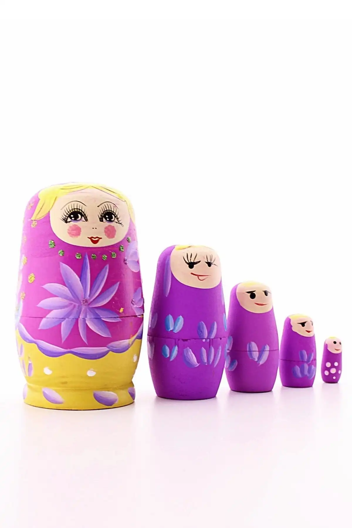 Deco Elit Ahşap Tombul Matruşka Bebek Seti: Estetik ve Fonksiyonel Dekorasyon
