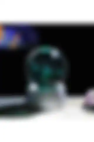 NeseverGezegen Işıklı Cam Küre: Modern ve Fonksiyonel Dekorasyon