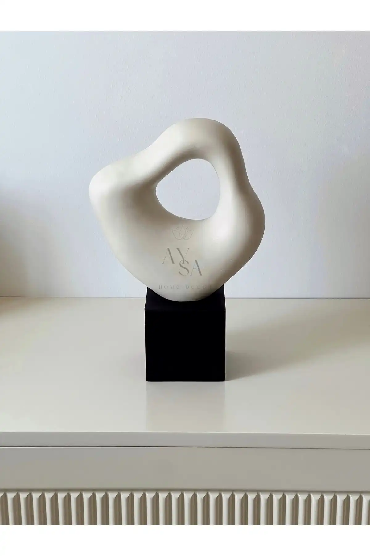 AYSA HOME DECOR Asimetrik Heykelcik Vazo: Modern Tasarım ve Şıklık