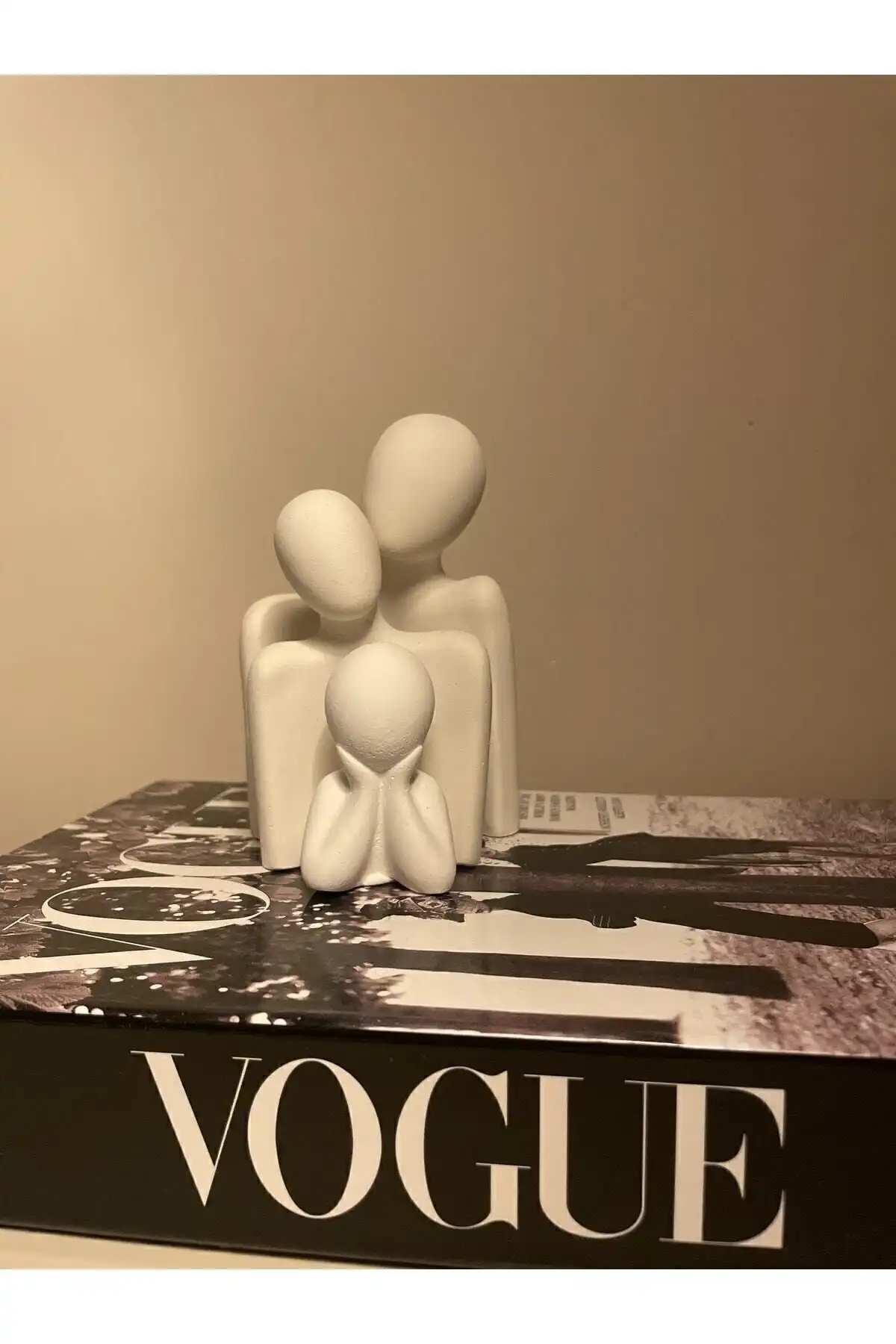 KUMS DESIGN Dekoratif Aile Obje: Şıklık ve Dayanıklılık Arasında